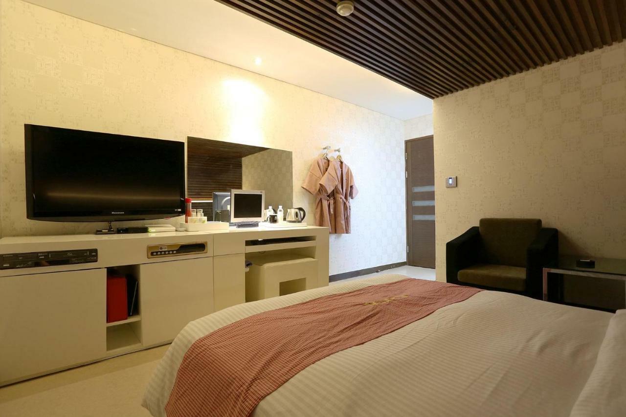 Q Hotel Paju Zewnętrze zdjęcie